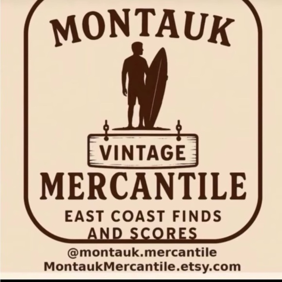 Poncho's Wreck Restaurant White Mug Featuring a Ship Wrecked on the Rocks. - Picture 7 of 7